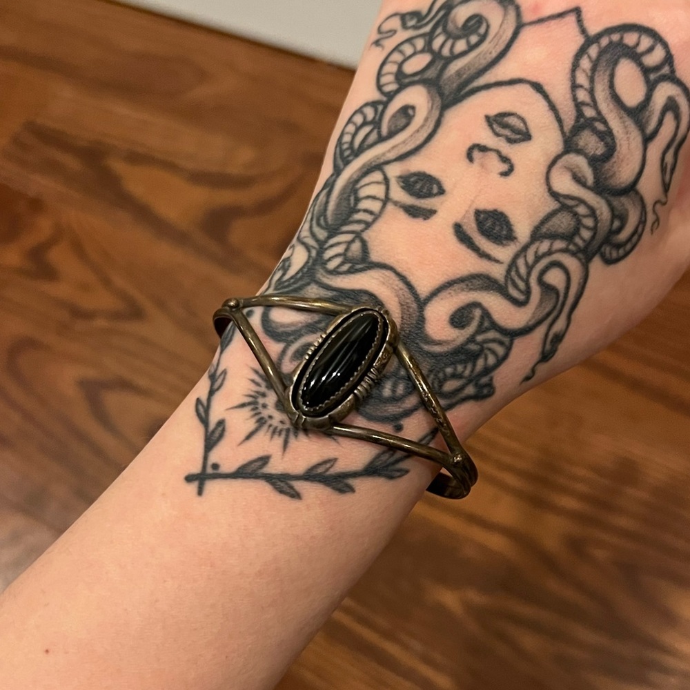 Vintage Native American Onyx Cuff